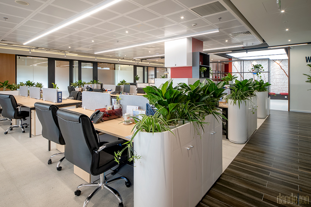 HL shared working area &ndash; spacious and connected layout